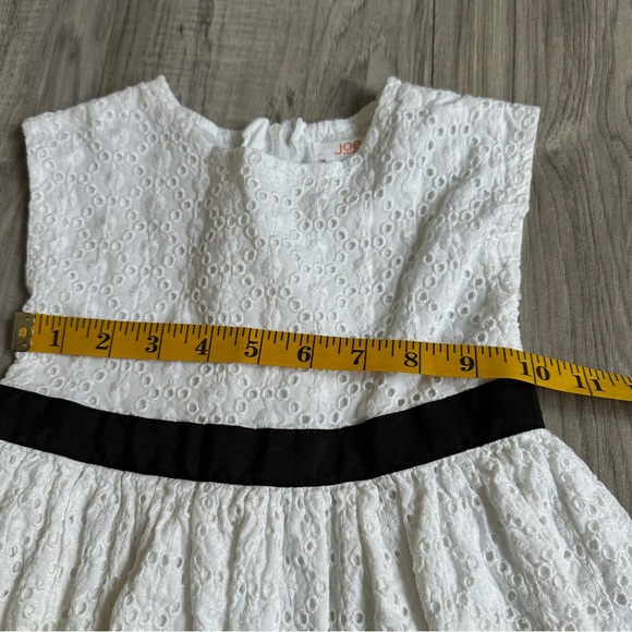 Joe Fresh White Lined Sleeveless Cotton Doily Dress - 3 years - Picture 8 of 9